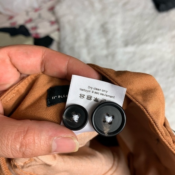 Veronica Beard Ryder 11” pleat front pants - Picture 12 of 14